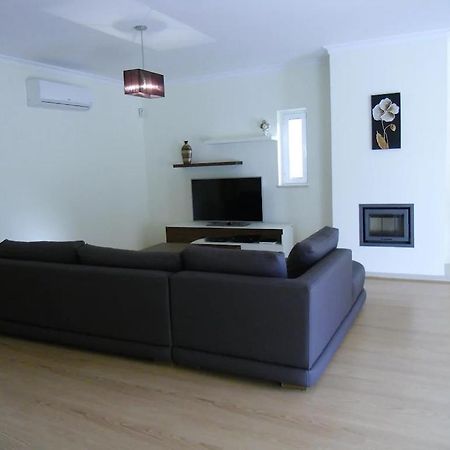 Casa Sao Bartolomeu - 5 Quartos Com Piscina Zewnętrze zdjęcie
