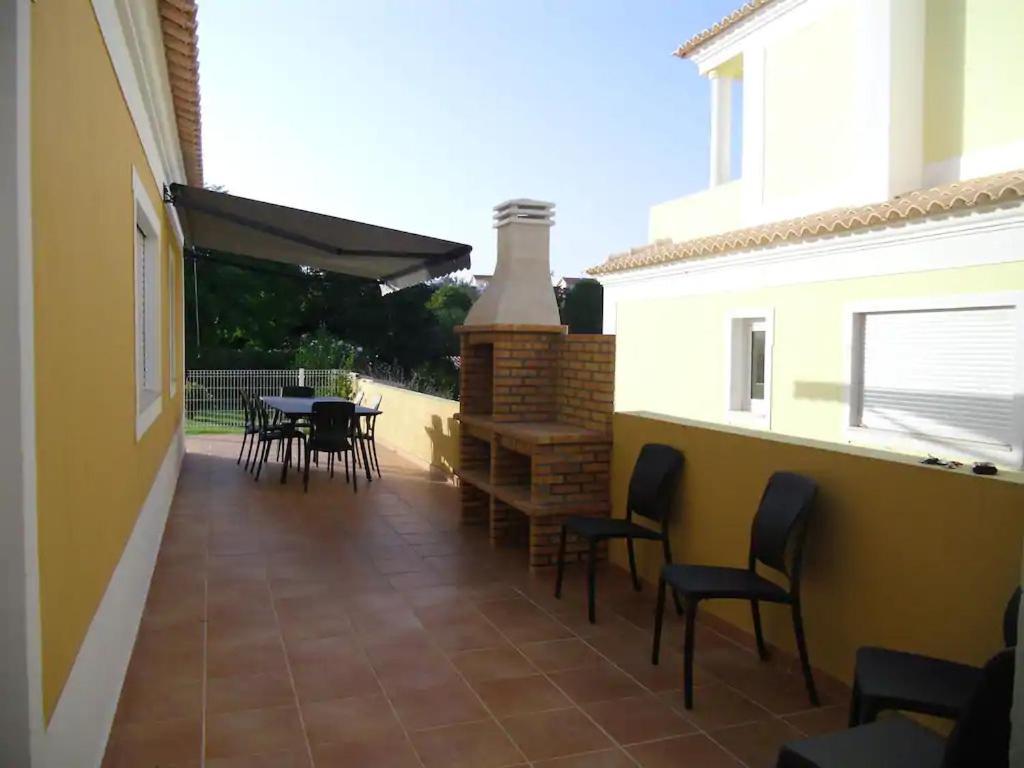 Casa Sao Bartolomeu - 5 Quartos Com Piscina Zewnętrze zdjęcie