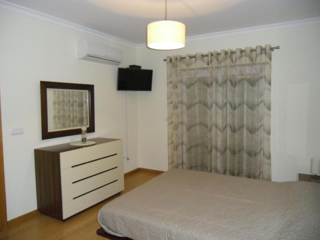 Casa Sao Bartolomeu - 5 Quartos Com Piscina Zewnętrze zdjęcie